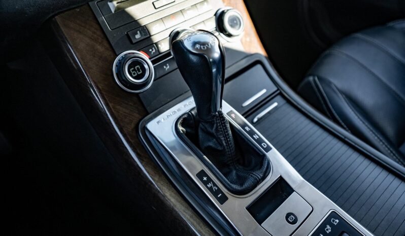 2013 Land Rover Range Rover Sport HSE full