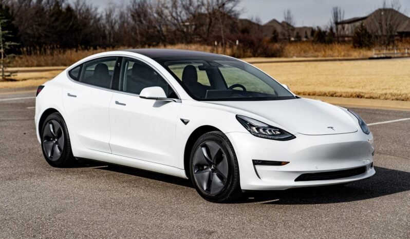 2018 Tesla Model 3 Long Range full