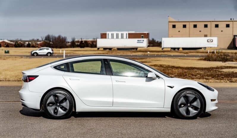 2018 Tesla Model 3 Long Range full