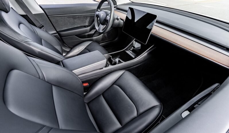 2018 Tesla Model 3 Long Range full