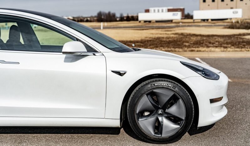 2018 Tesla Model 3 Long Range full