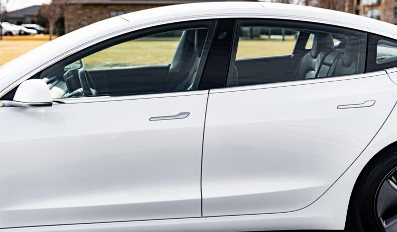 2018 Tesla Model 3 Long Range full