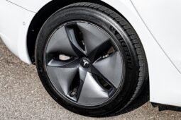 2018 Tesla Model 3 Long Range full