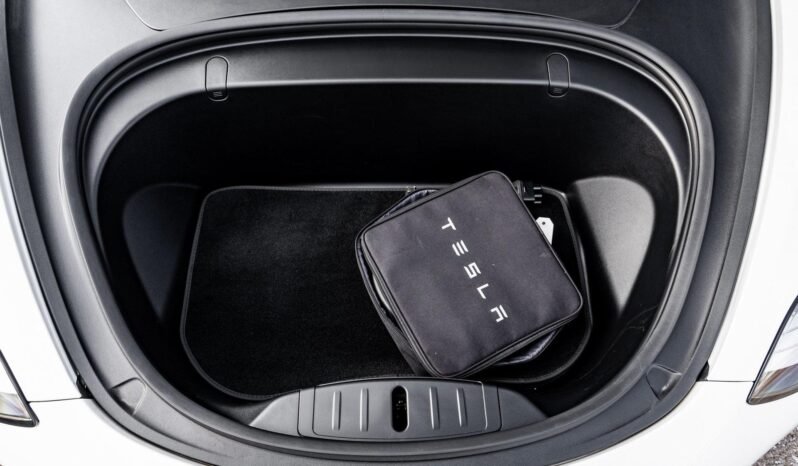 2018 Tesla Model 3 Long Range full