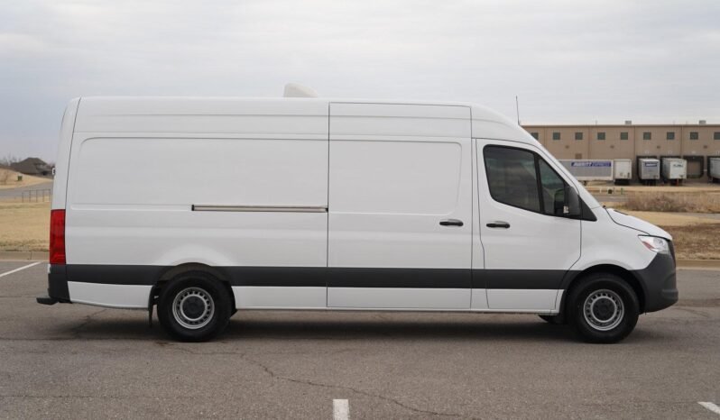 2020 Mercedes-Benz Sprinter 2500 full