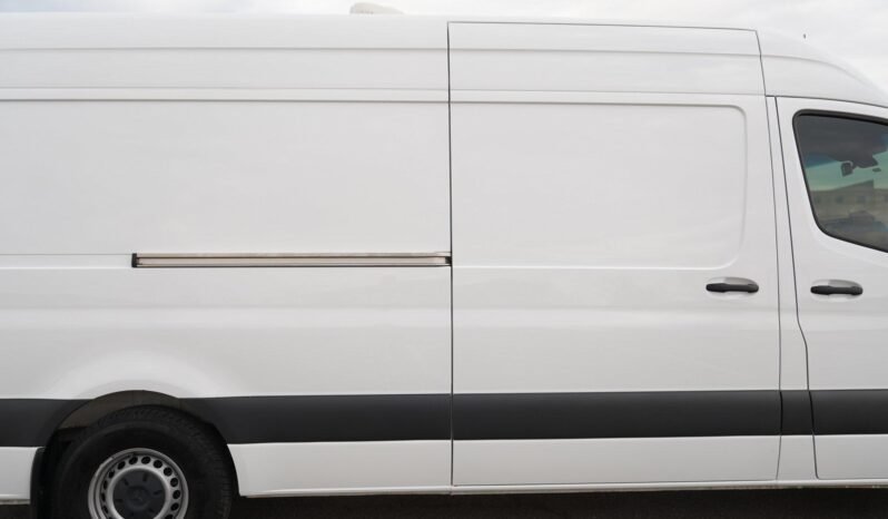 2020 Mercedes-Benz Sprinter 2500 full