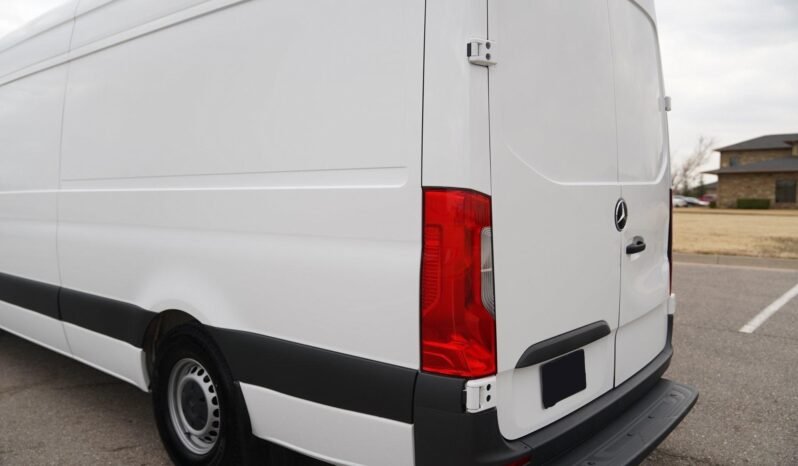 2020 Mercedes-Benz Sprinter 2500 full