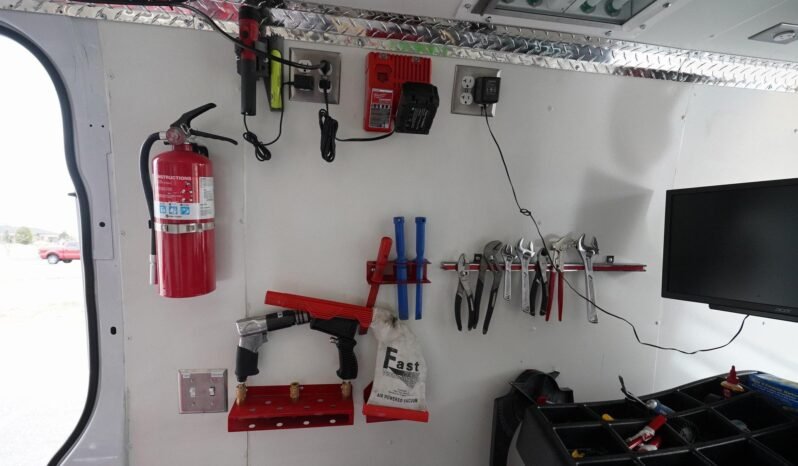 2020 Mercedes-Benz Sprinter 2500 full