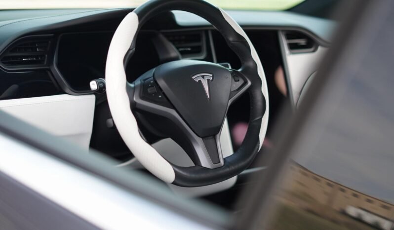 2020 Tesla Model X Long Range full