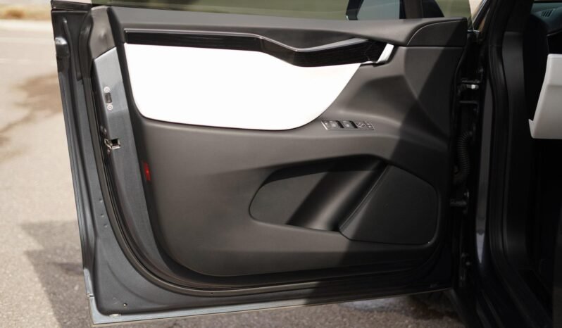 2020 Tesla Model X Long Range full