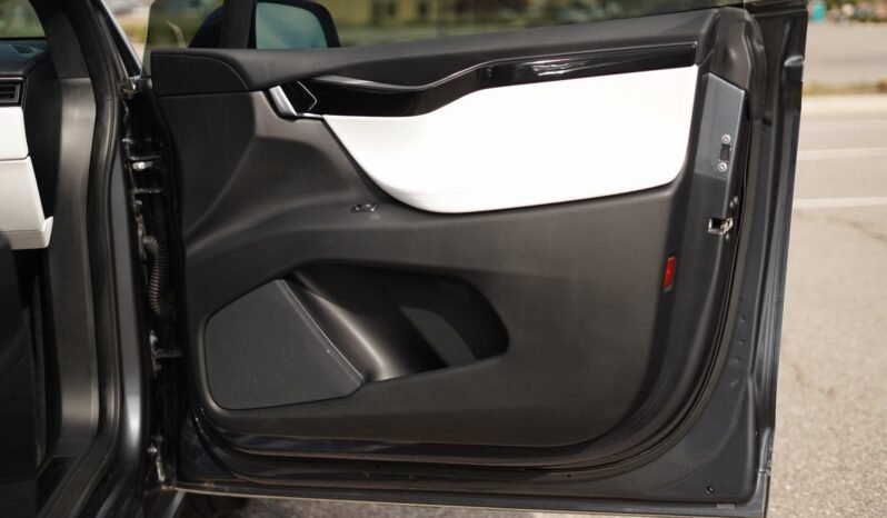 2020 Tesla Model X Long Range full