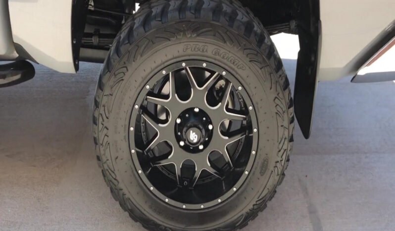 2018 Toyota Tundra SR5 TRD 4×4 full