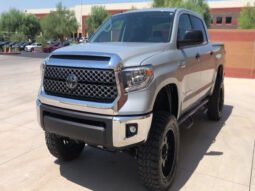 2018 Toyota Tundra SR5 TRD 4×4 full