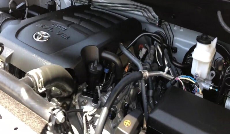 2018 Toyota Tundra SR5 TRD 4×4 full