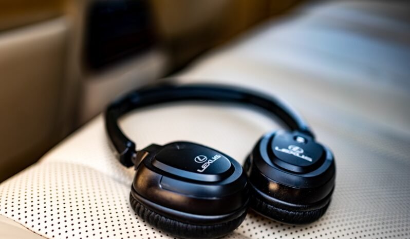 2017 Lexus LX 570 full